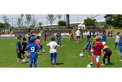 9/20 ガンバ大阪、試合直前のピッチでサッカー教室…府内小学生対象 画像
