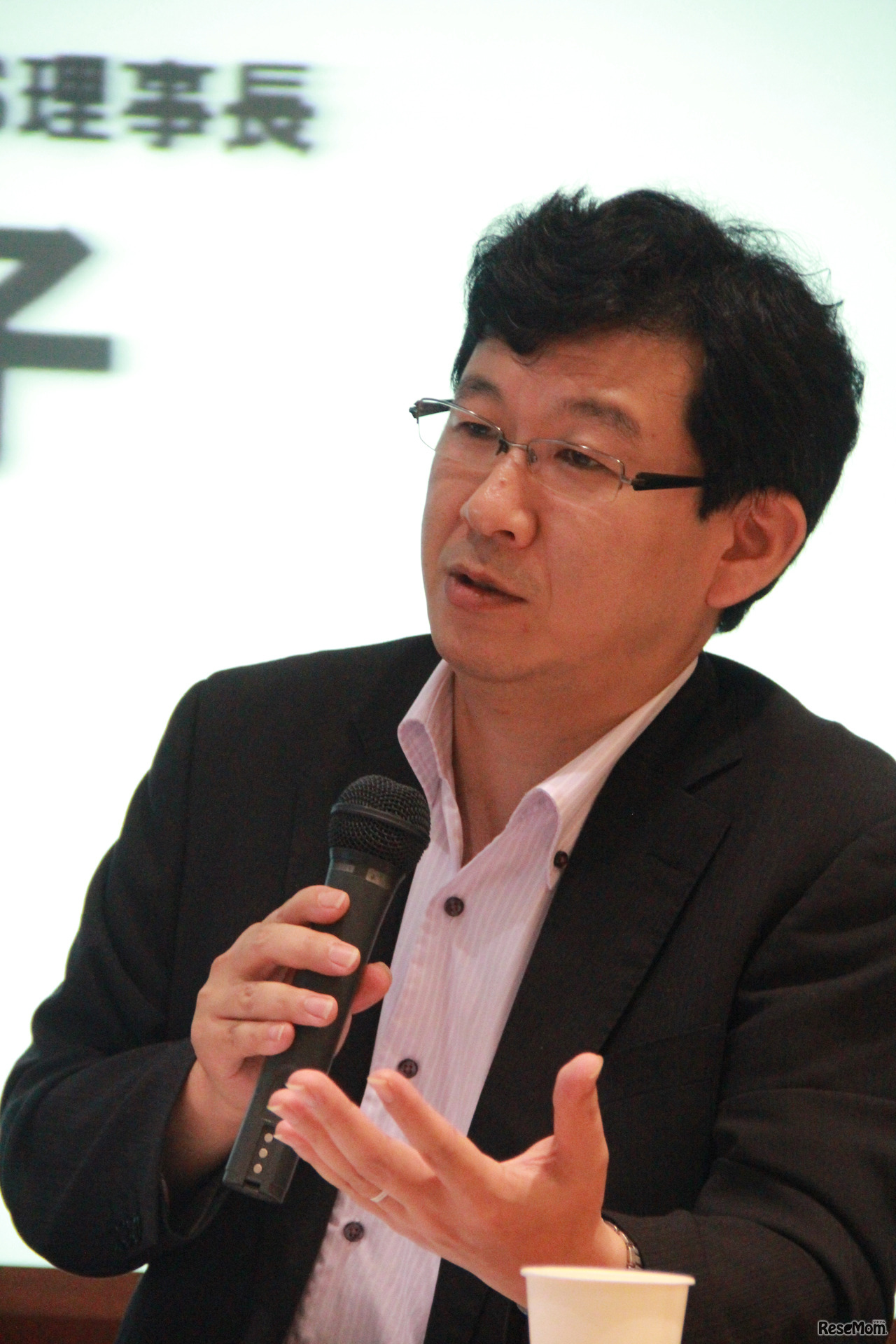 豊嶋基暢氏（文部科学省 生涯学習政策局 情報教育課長）