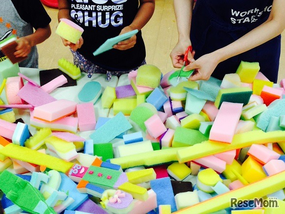 アート寺子屋～夏～「カラフルなスポンジオブジェを作ろう！」