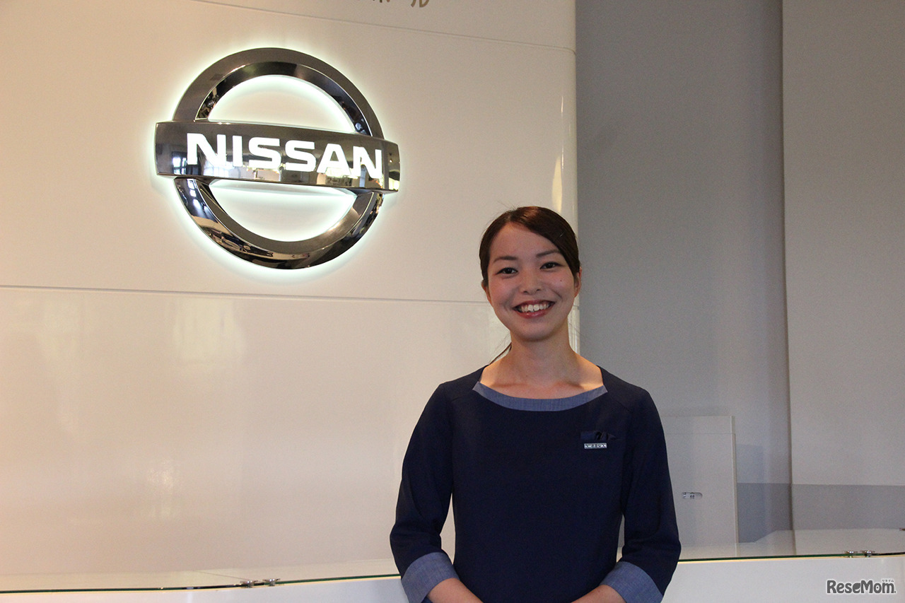 案内をしてくれたゲストホール 葛西さん。小学生にはクイズを織り交ぜた説明も行うそう