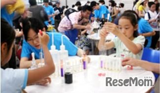 科学体験教室のようす