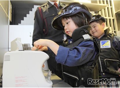 「園児だけのキッザニア」アクティビティ体験イメージ