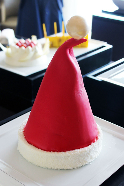 クリスマスケーキ「ボネ・ド・ペール・ノエル（8,640円）」