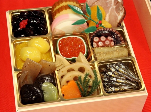 トップバリュ 和風二段重「慶」