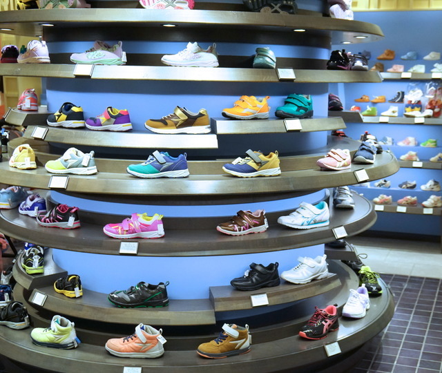 シューズコーナー（スクールライフゾーン）