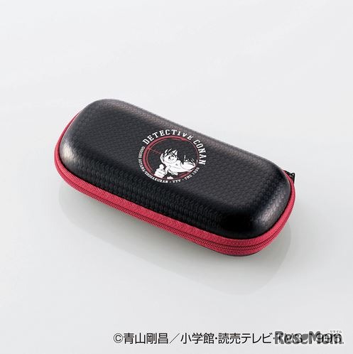 コナンのイラストがプリントされた付属のオリジナルケース