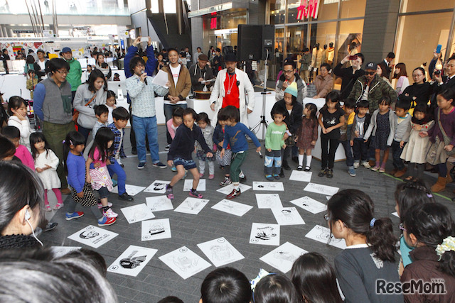 二子玉川ビエンナーレ2014の会場のようす