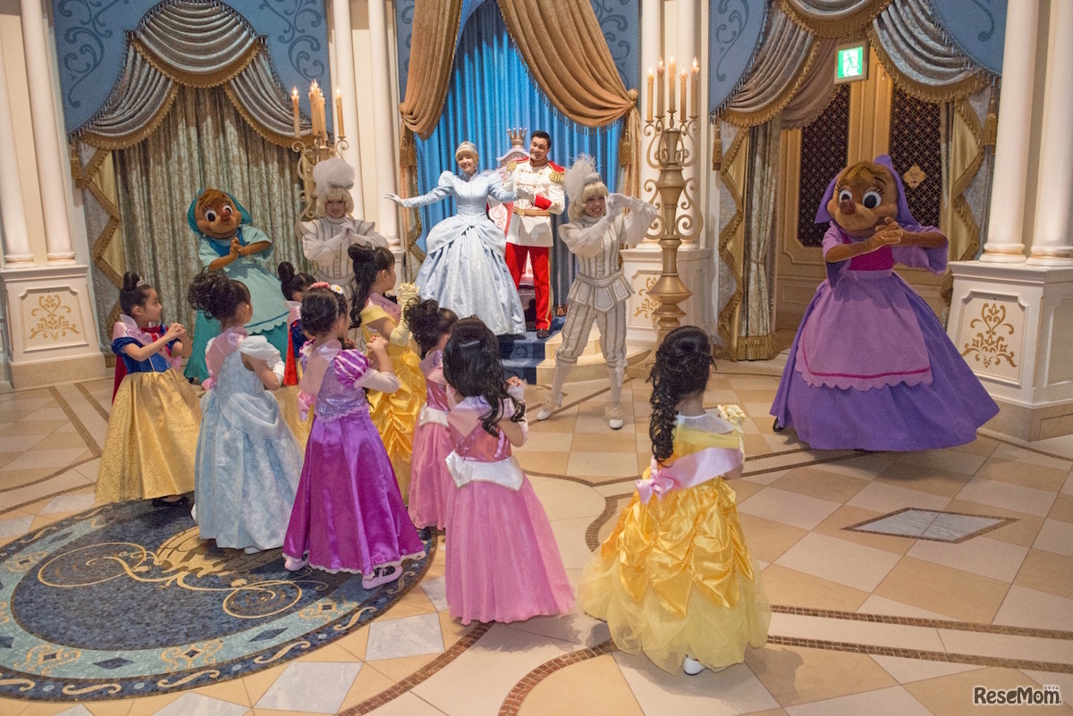「シンデレラのプリンセス・ウェルカム」※イメージ　(c) Disney