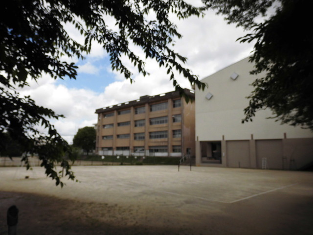 建て替えではなく改修によって長期間使用を目指す