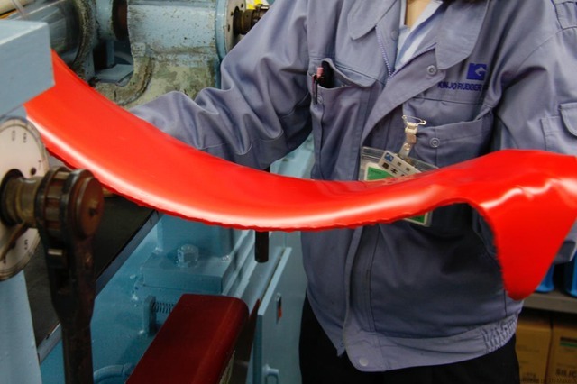 均一な厚みのシート状にする