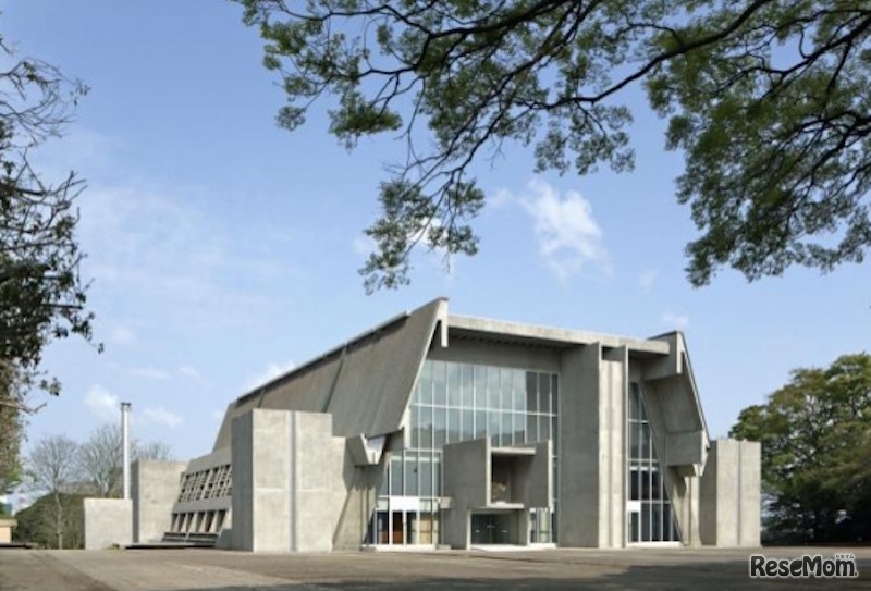 千葉大学ゐのはな記念講堂