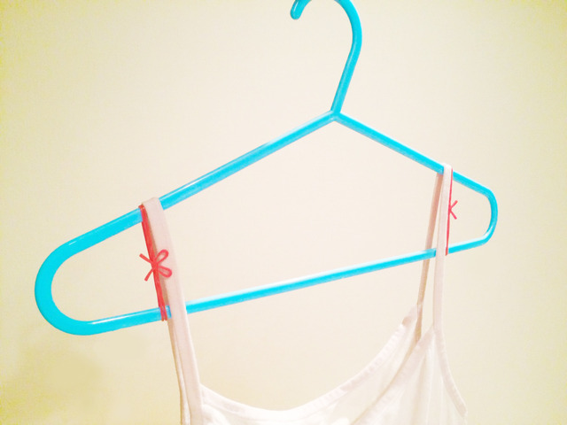 キャミソールをハンガーで干すときに活躍！