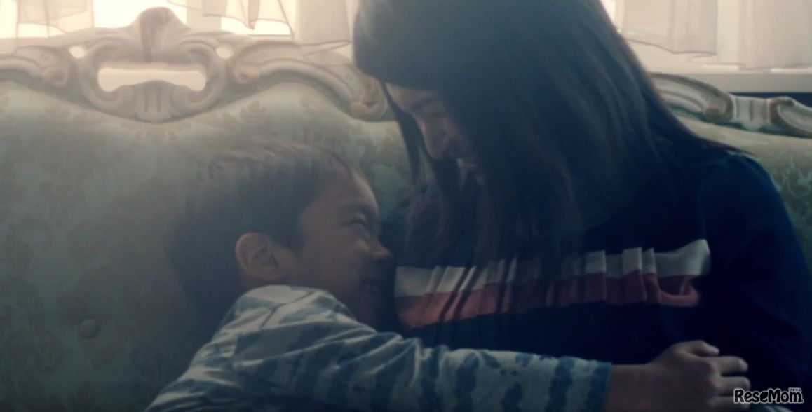 寺田蒼立くんとお母さん　ドナルド・マクドナルド・ハウス「名前に願いを」 （画像は動画の一部）