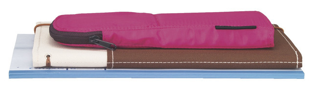 厚みを約40％スリムにしてフラット感を重視