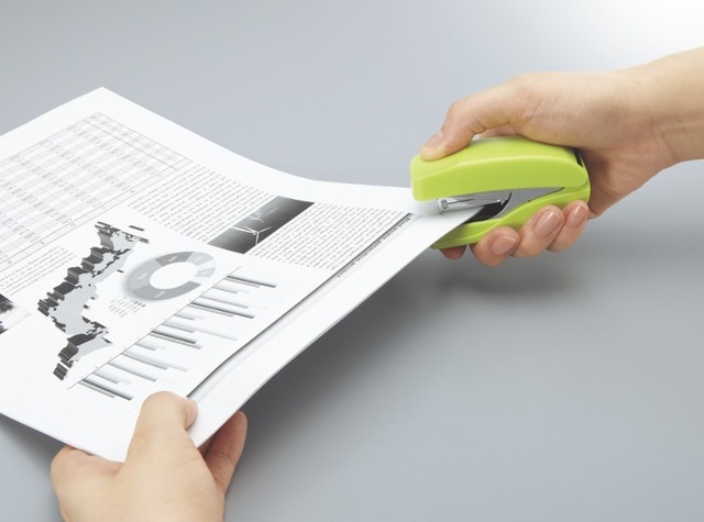 32枚をサクッととじられるホッチキス