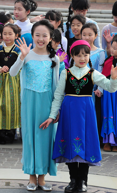 本田望結＆紗来姉妹 (c) Disney