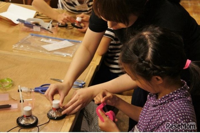 ペットボトルと牛乳パックでつくるヘッドホン