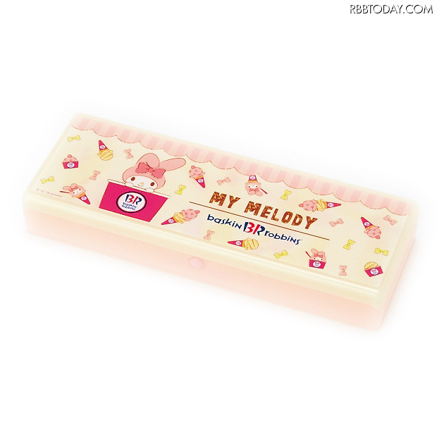 プラスチックペンケース