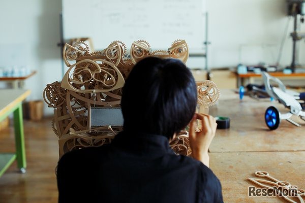 「書き時計」（plock［プロック］）制作風景