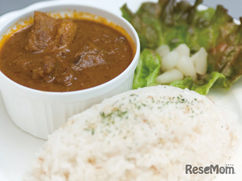 京都大学名物の「総長カレー」が食べられるカフェレストラン