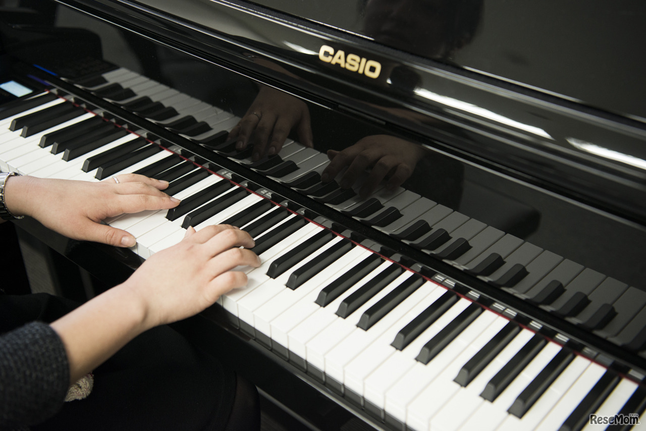 グランドピアノ同様の鍵盤のタッチ（撮影：平岩享）