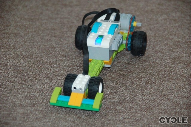 筑波大学附属小学校で「レゴ WeDo 2.0」を使った公開授業（2016年3月16日）