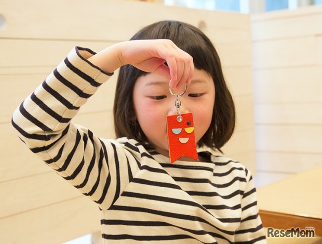 「こいのぼりキーホルダーをつくろう！」