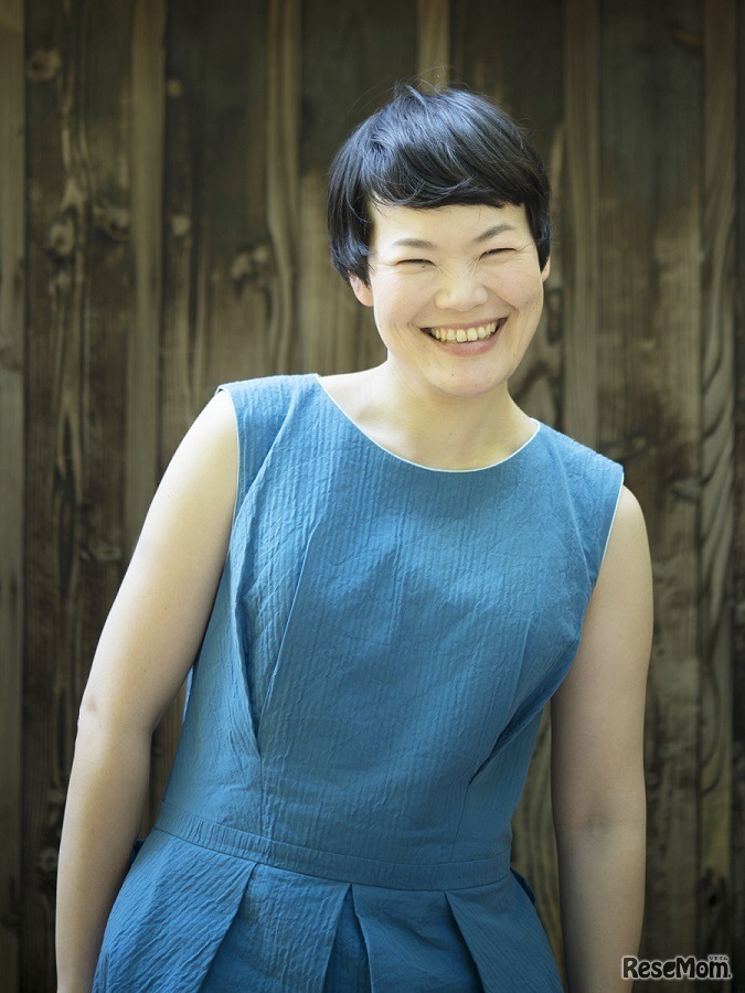 「KIDS DAY BAND」ボーカル：二階堂和美