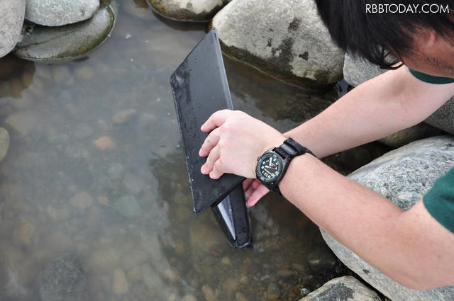 「DRiPRO iPad用防水ケース v2」