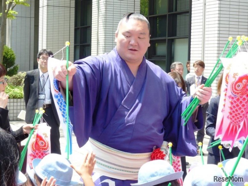 こいのぼり掲揚式（平成27年度のようす）