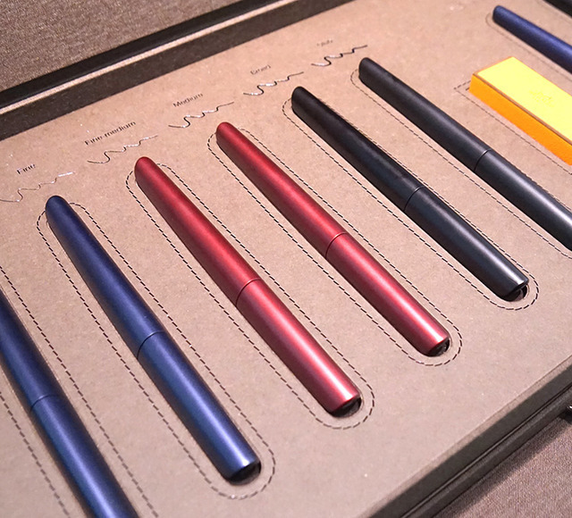 エルメス初の筆記具「ノーチラス」