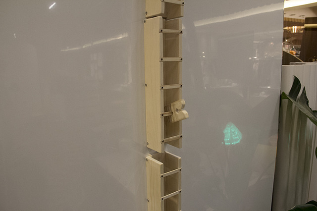 だるま落としのような玩具