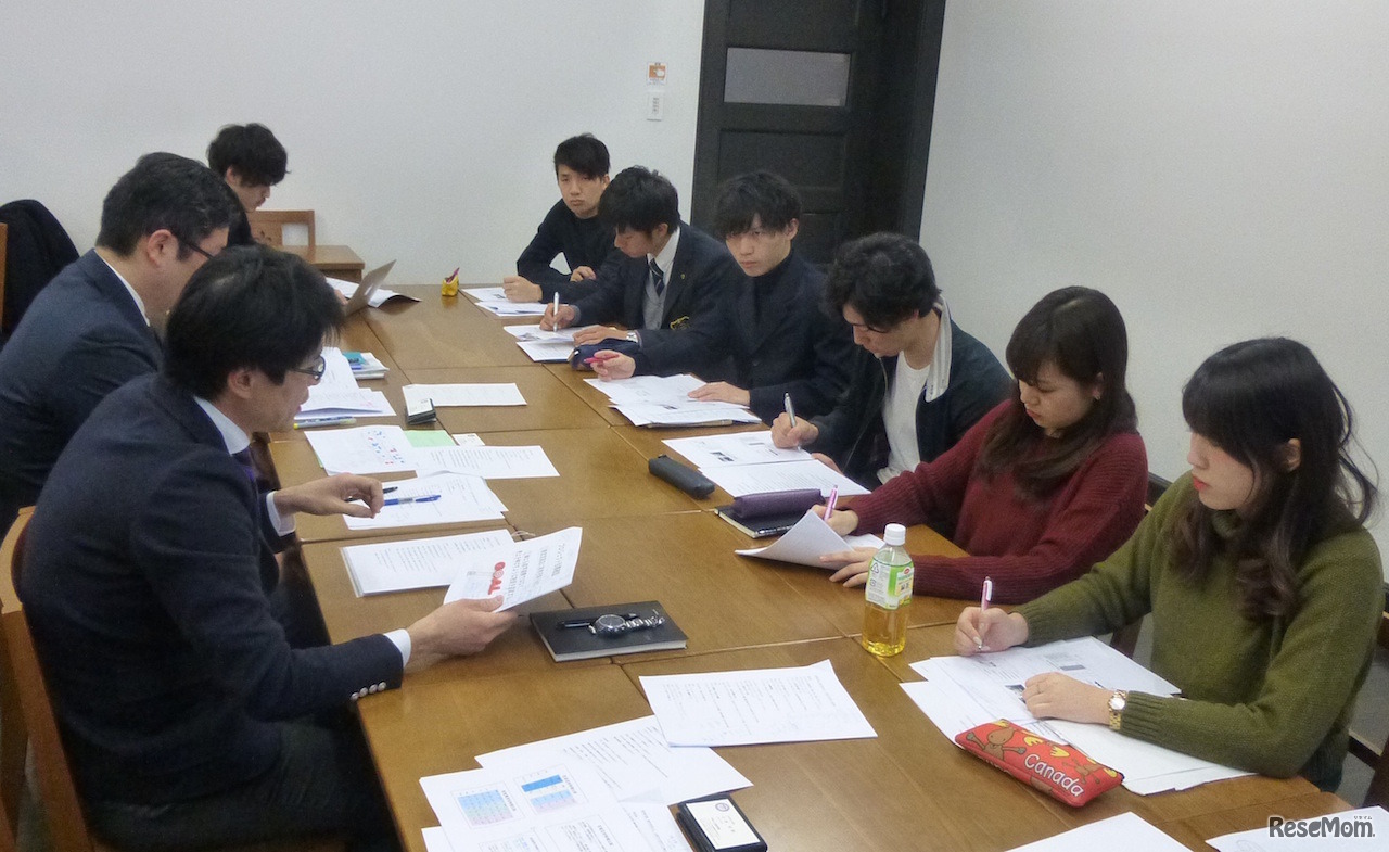 東武百貨店と立教大学生との企画会議