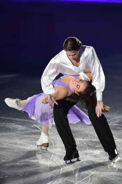 キャシー・リード（左）とクリス・リード 参考画像（2015年4月19日）