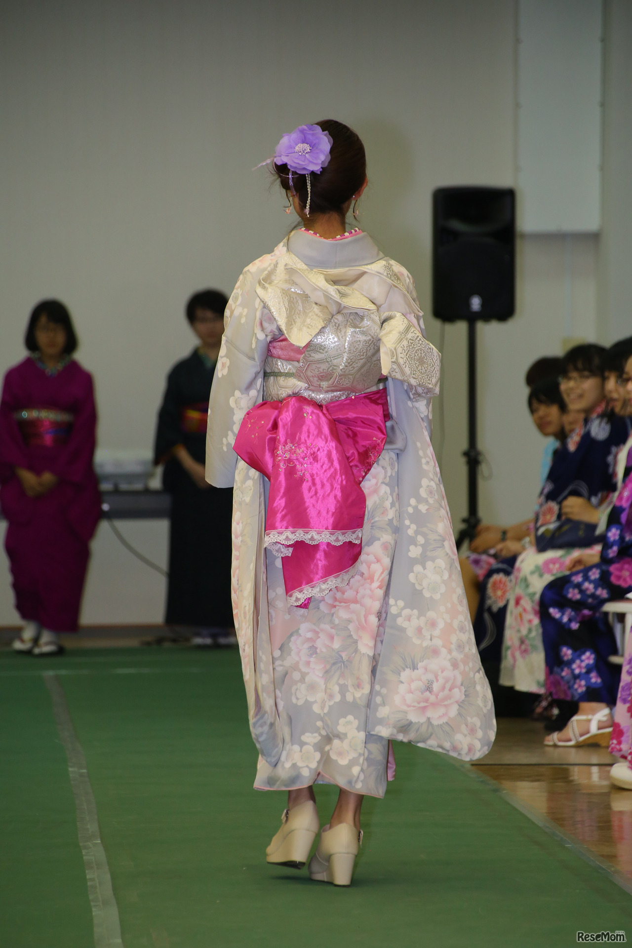 現代の着こなし（撮影：市原達也）