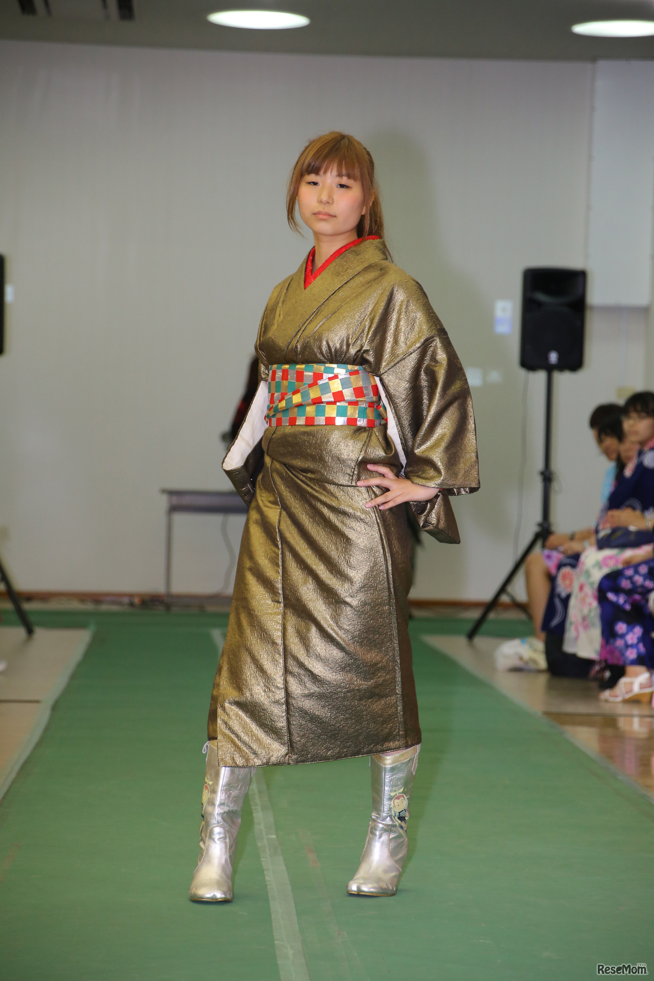 未来の着物（撮影：市原達也）