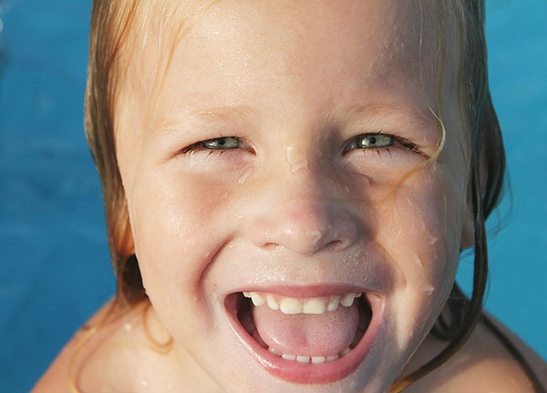 友達同士で楽しい英語勉強法！　類似語クイズで英単語を覚えよう！