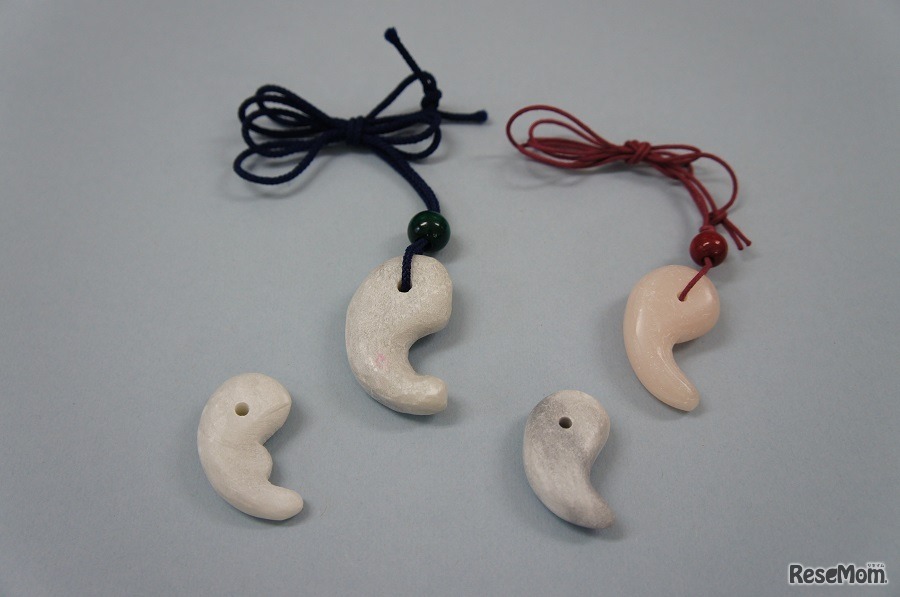 勾玉作り 画像提供：東京国立博物館