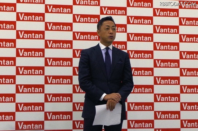 「ドローン関連で即戦力を排出」と意気込みを話すバンタン社長石川氏。今後は資格免許制度の整備が進むことも予想され、高校という早期段階での人材育成を展開していく（撮影：防犯システム取材班）