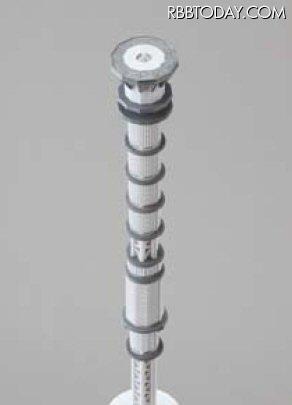 頂上部のゲイン塔は、2012年5月22日の開業時の形状を再現