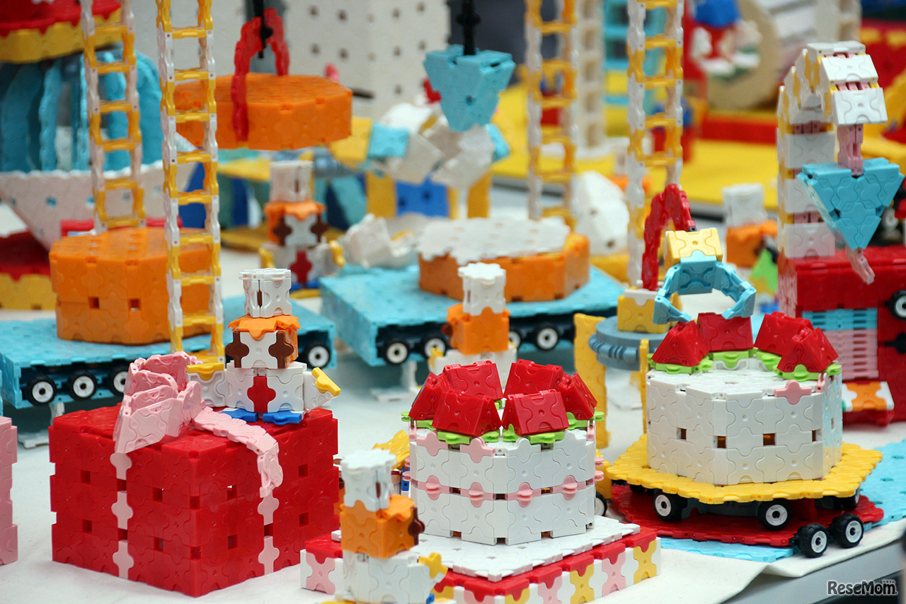 展示されていた「LaQ（ラキュー）」のサンプル