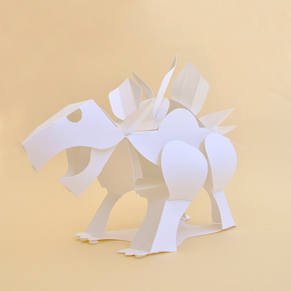 ステゴサウルスが完成