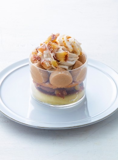 「マロンのパルフェ」（584円。販売期間：8月24日（水）～11月8日（火）まで）