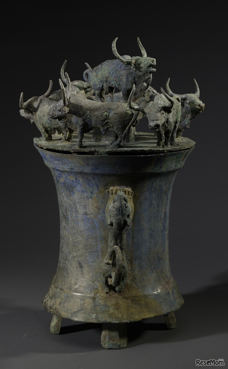 七牛貯貝器　中国雲南省晋寧県石寨山出土　前漢時代・前2～前1世紀     上海 博物館蔵