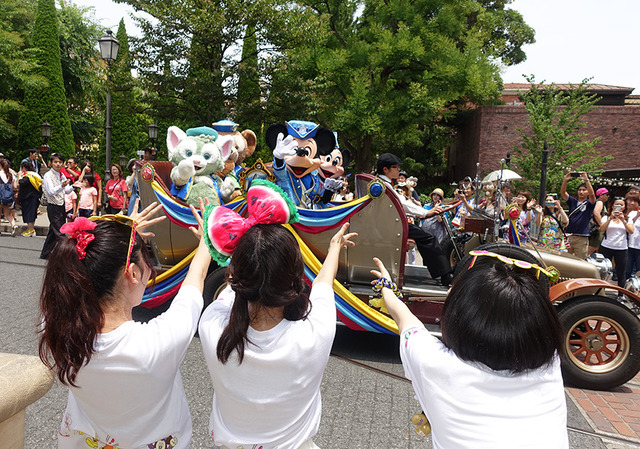 「“ザ・イヤー・オブ・ウィッシュ”グリーティングドライブ」