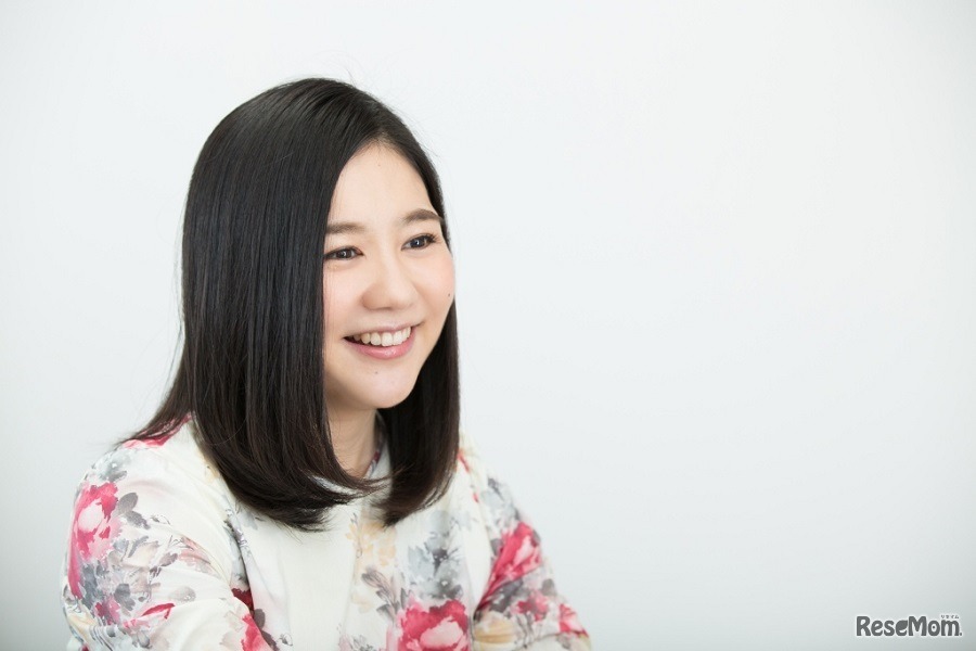 巻頭インタビューは、関根麻里「インターナショナルスクールで学んだのは、世界を受け入れる力」