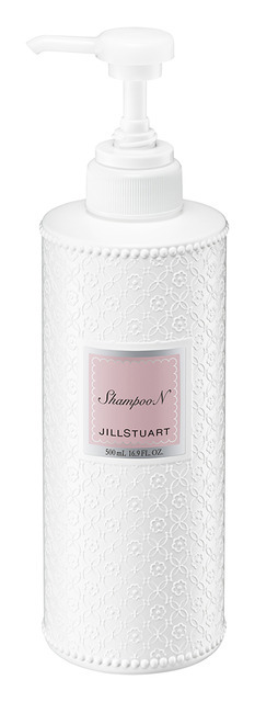 「ジルスチュアート リラックス コンディショナー N」（500ml／3,000円、詰め替えレフィル450ml／2,400円）