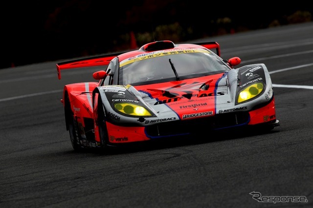 スーパーGT 参戦マシンによるデモ走行