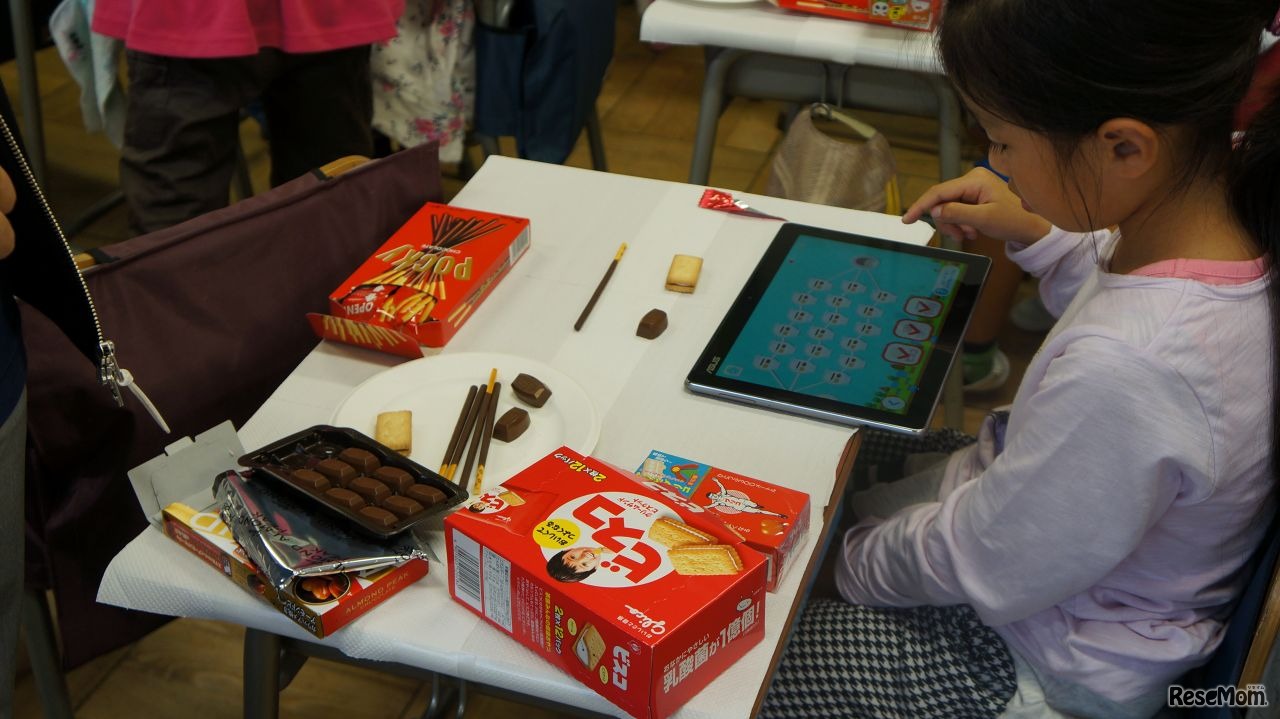 タブレットがなければ、まるで“おやつの時間”