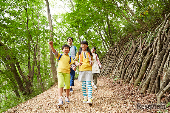 広大な敷地で家族みんなで自然体験ができる